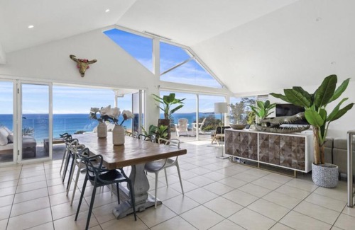 North Coast House | Epic View - Panoramic, Beach, 3Bed 3Bath, Luxe