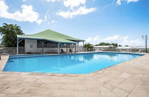 Bas du Fort Apartment | Equipped Studio in Gosier Marina