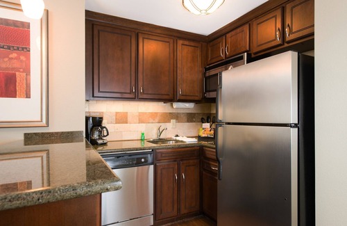Columbia Condo | Equipped Suite | Less than 1 Mile from USC | Free Daily Breakfast