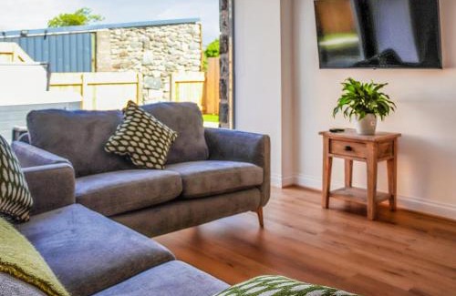 Talybont House | Erddyn - Uk48860