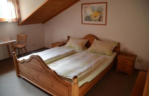 Arnbruck Apartment | Erholung pur am Stroblhof