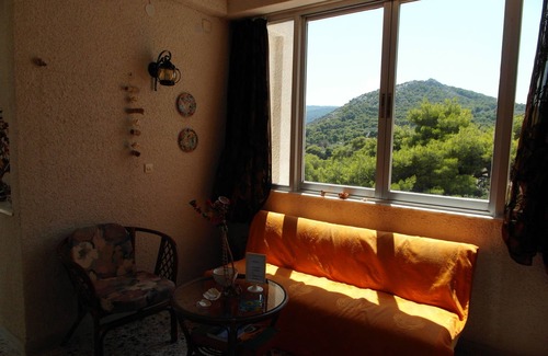 Agia Marina Hotel | Eri Studios