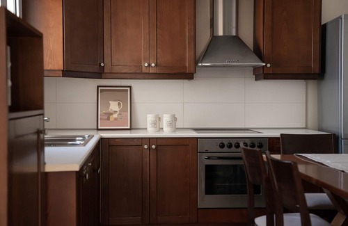 Akrotiri House | Erietta Aparthotel