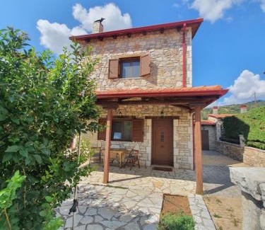 Kalavrita Ski Chalet | Erini House