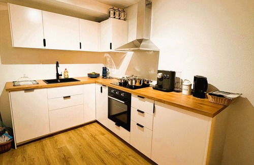 Dettingen an der Erms Apartment | Ermstal Suite near Metzingen Outlet