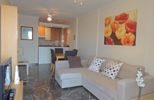 Los Gigantes Apartment | SPECTACULAR SUNNY APARTMENT WITH WIFI, POOL, PANORAMIC CLIFF & SEA VIEWS.