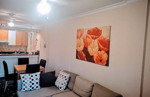 Los Gigantes Apartment | SPECTACULAR SUNNY APARTMENT WITH WIFI, POOL, PANORAMIC CLIFF & SEA VIEWS.
