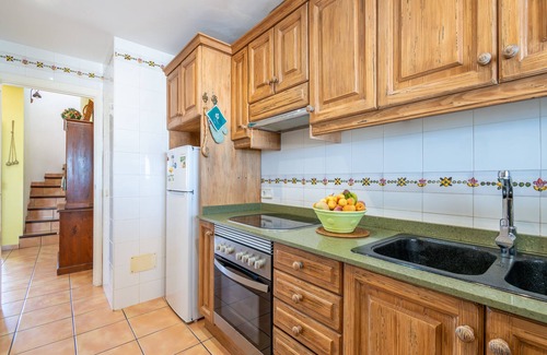Son Serra de Marina House | Holiday Home 'Es Mirador' with Sea View, Wi-Fi and Air Conditioning