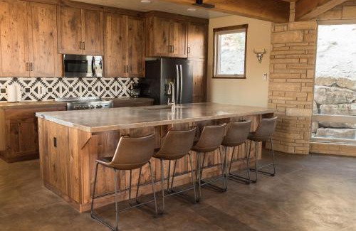 Escalante House | Escalante Cliff House