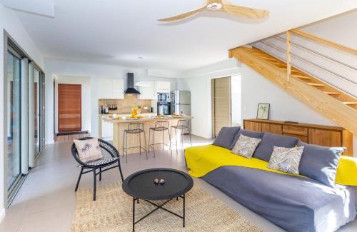 St Gilles-les-Bains Villa | Escale Chic ! Villa de charme au cœur du village balnéaire de Saint-Gilles
