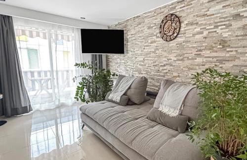 Pasteur Apartment | Escapade à Nice - T2 lumineux avec balcon & clim