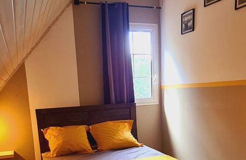 Saint-Joseph House | Escapade Sauvage Proche des Sentiers de Randonnées