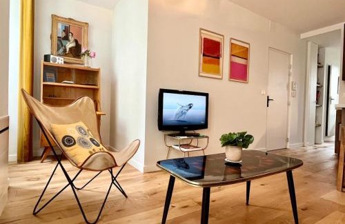 La Rochelle City Centre Apartment | Escapade Vintage avec terrasse en centre historique