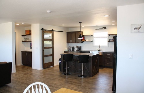 Sahuarita House | Escape away to a home where on a clear night you can gaze at the stars above.