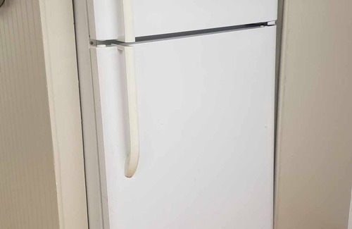 Weslaco House | Escape The Stress at Magoo's Magic Valley pet's ok! Cozy 1/1 house in RV resort!