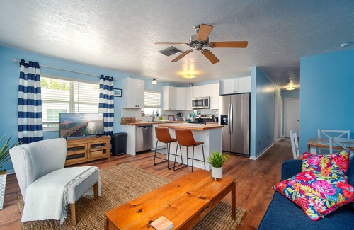 Eden Pines House | Escape to Eden | Canalfront half-duplex with short run to channel on Big Pine Key