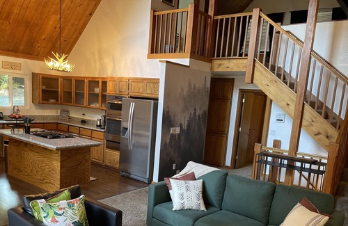 Pollock Pines House | Escape to Nature! Charming Tranquil Cabin w/ Hot Tub!
