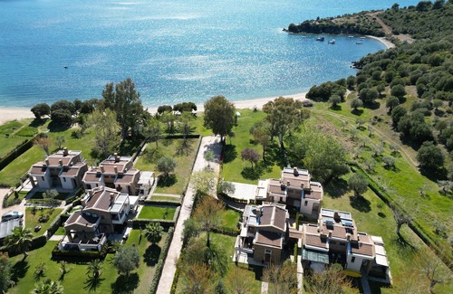 Porto Carras Villa | Escape to Paradise - Experience Luxury and Serenity at Villa Elina in Sithonia!