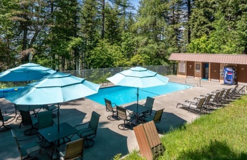 Whitefish Cabin | Escape to Ptarmigan Village. Ski, bike, hike @ Whitefish MT Resort, 6 mins away!