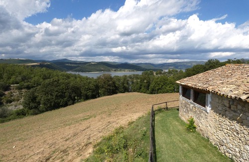 Corbara House | Escape to Umbria, Casale al Lago