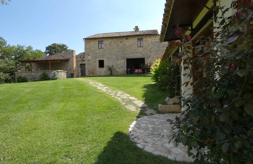 Corbara House | Escape to Umbria, Casale al Lago