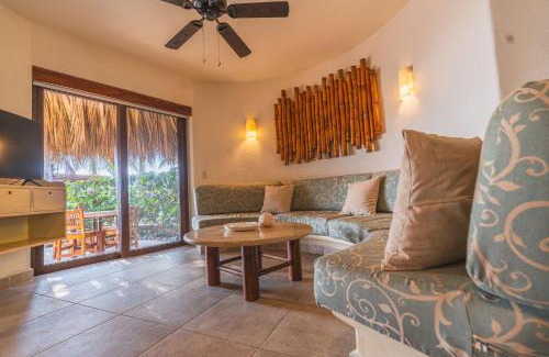 Ixtapa - Zihuatanejo Apartment | Escondite Condominios