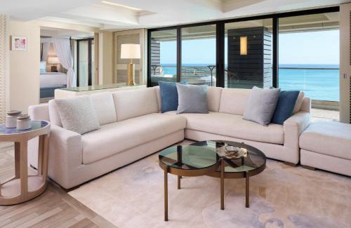 Waikiki Hotel | ESPACIO THE JEWEL OF WAIKIKI