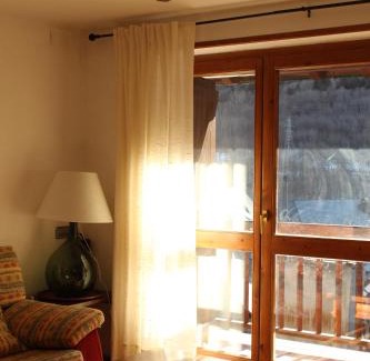 Gessa Apartment | Espacioso ap en Gessa