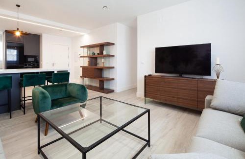 Huerta de Santa Teresa Apartment | Espectacular piso en Nervión
