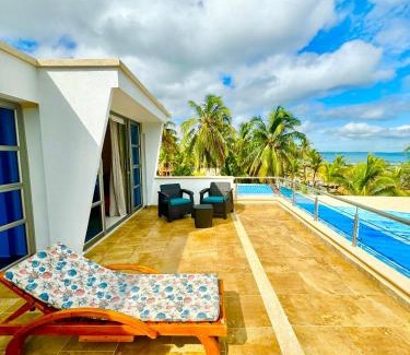 Covenas Apartment | Espectaculares Cabañas y Habitaciones frente al mar