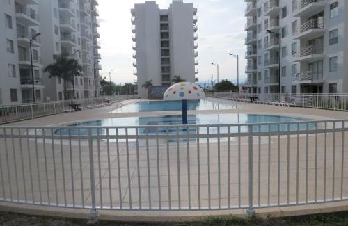Girardot Apartment | Espléndido y Fantástico Apartamento en Girardot. 4 Piscinas, WiFi, Parque infantil, Parqueadero privado.