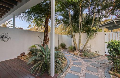 Golden Beach House | Esplanade 180, Golden Beach
