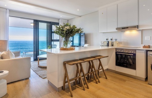 Hermanus City-Centre Hotel | Esplanade Hermanus