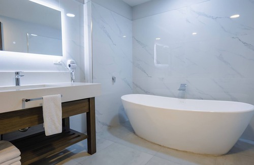 Los Mochis Hotel | Esplendor by Wyndham Los Mochis Country Place