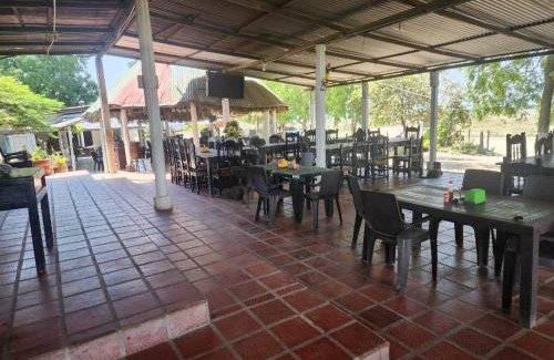 Villavieja Hotel | Estadero Los hoyos
