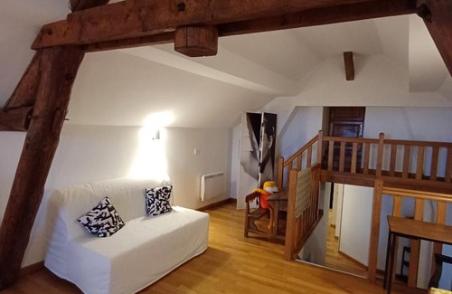 Hautvillers House | Esterline