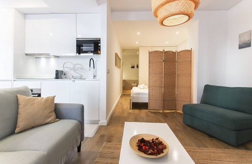 Santa Isabel Apartment | Estrela Delight by Homing