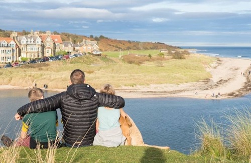 South Charlton House | Estuary View Cottages