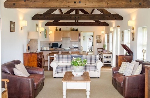 South Charlton House | Estuary View Cottages