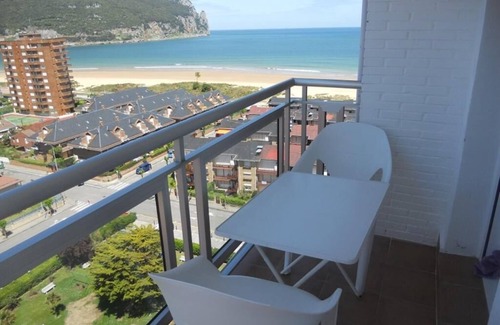Laredo Apartment | Estudio con Terraza y Vistas a la Playa