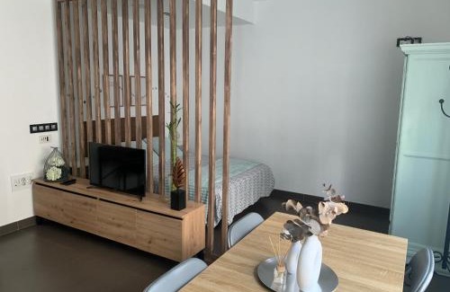 Los Agustines Apartment | Estudio Puerta del Sol