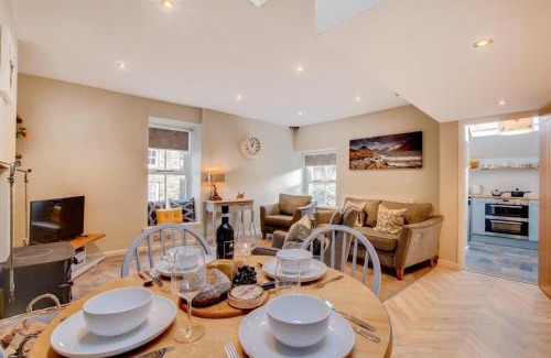Kettlewell House | Eta Cottage