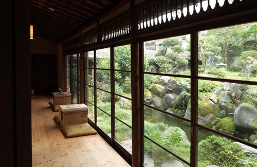 Toyama House | Etchu Yatsuo Base OYATSU