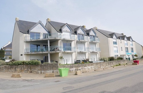 Etel Apartment | Etel: 3-room Apartment, Ria View, Parking, Pets Allowed