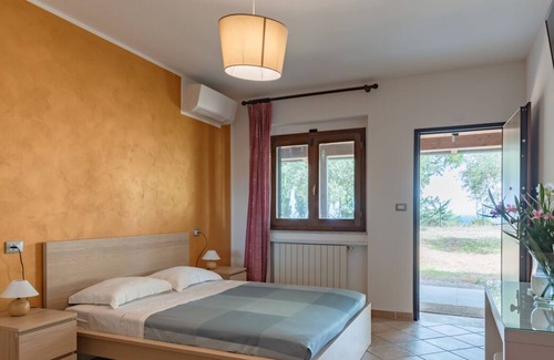 Torino di Sangro Apartment | Eteras Verrusio Art - One Bedroom Apartment, Sleeps 2