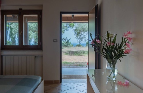 Torino di Sangro Apartment | Eteras Verrusio Art - One Bedroom Apartment, Sleeps 2