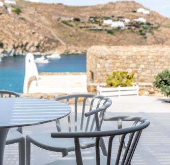 Paraga House | Etesians Suites & Villas