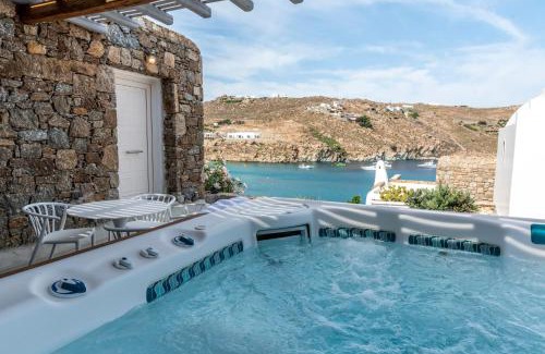 Paraga House | Etesians Suites & Villas