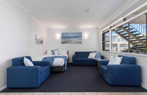Glenelg Apartment | Ethan's Escape | 1BD - sleeps 4 | Glenelg