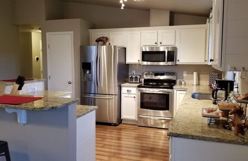 Lewis County House | Ethel House-Spacious, Quiet Home w/Pool Table/Game Room and large backyard